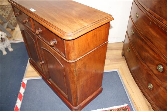 A Victorian mahogany side cabinet, W.100cm D.40cm H.89cm